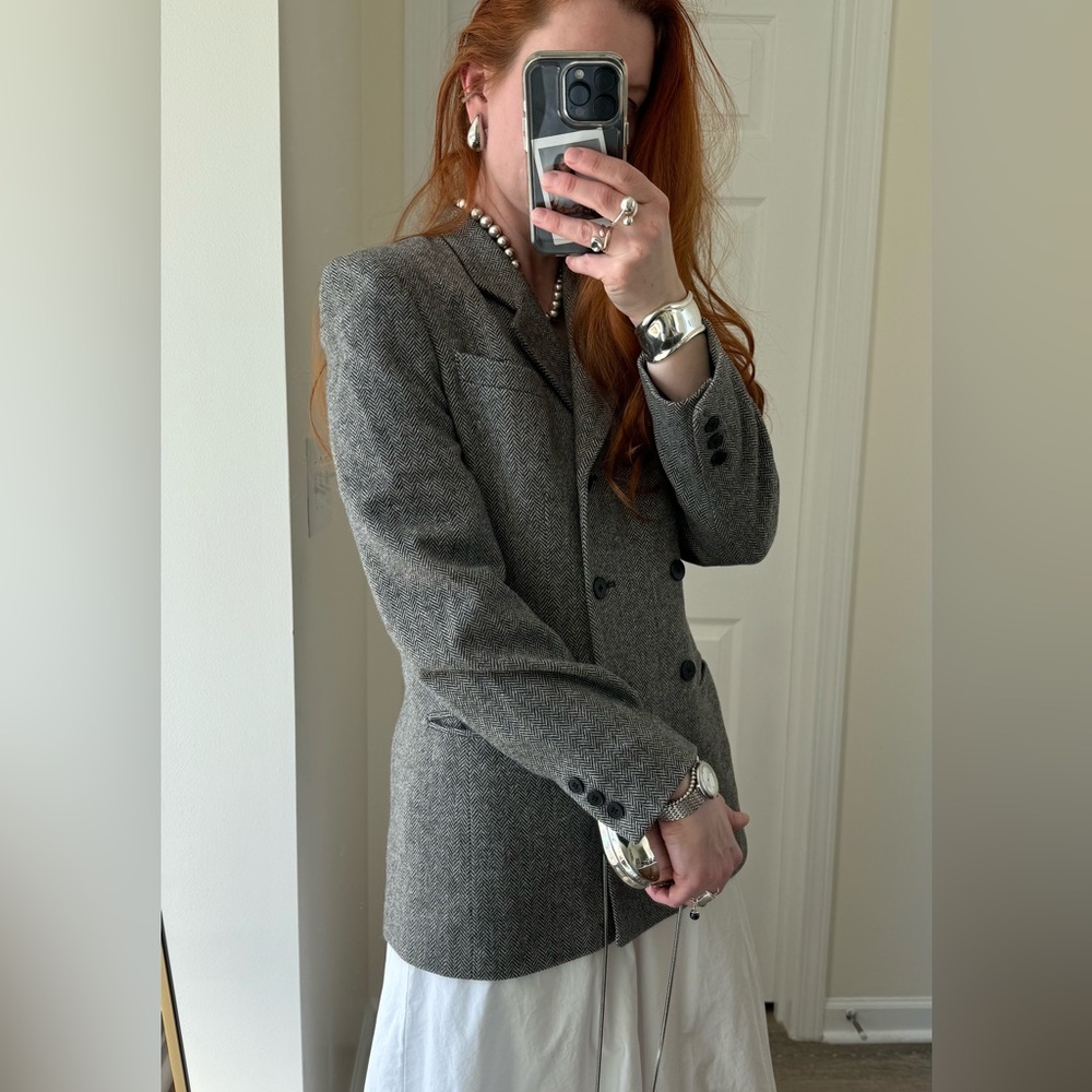 CHAUS Vintage Classic Double-Breasted Wool Blend Blazer in Heather Gray size 6 - Picture 3 of 12